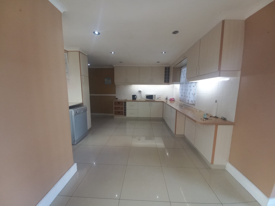 4 Bedroom Property for Sale in Portlands Western Cape